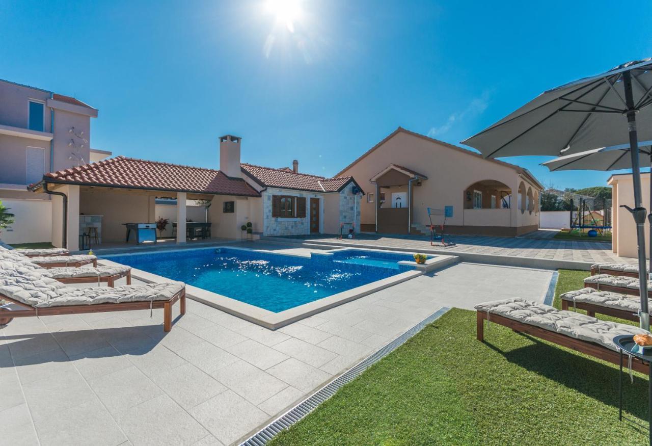 Villa Lucija Biograd Na Moru Luaran gambar