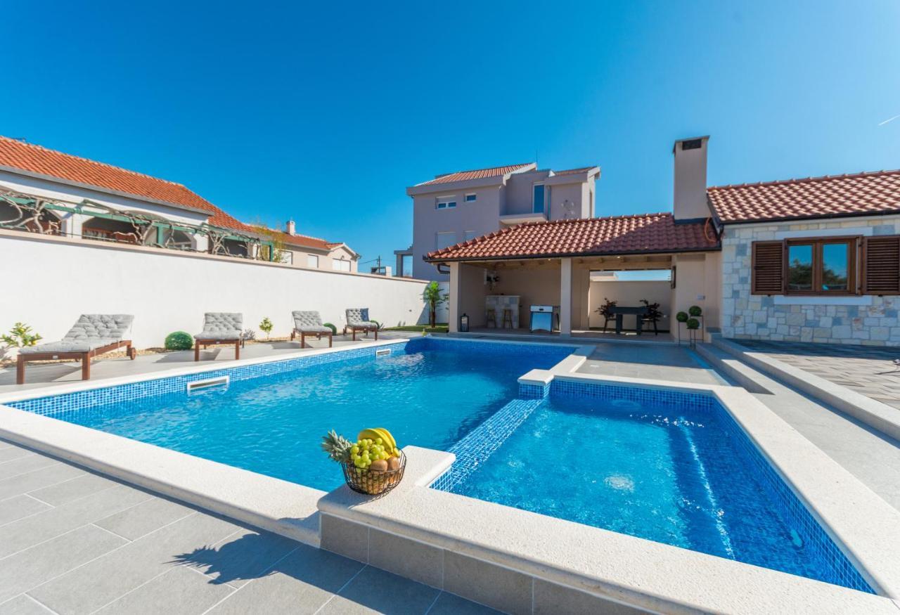 Villa Lucija Biograd Na Moru Luaran gambar
