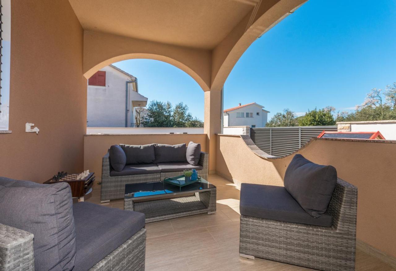 Villa Lucija Biograd Na Moru Luaran gambar