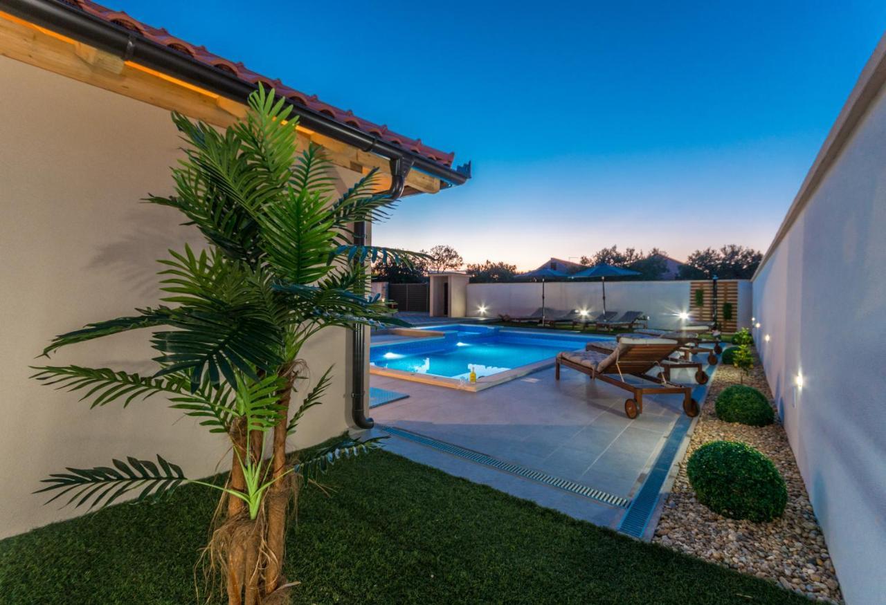 Villa Lucija Biograd Na Moru Luaran gambar