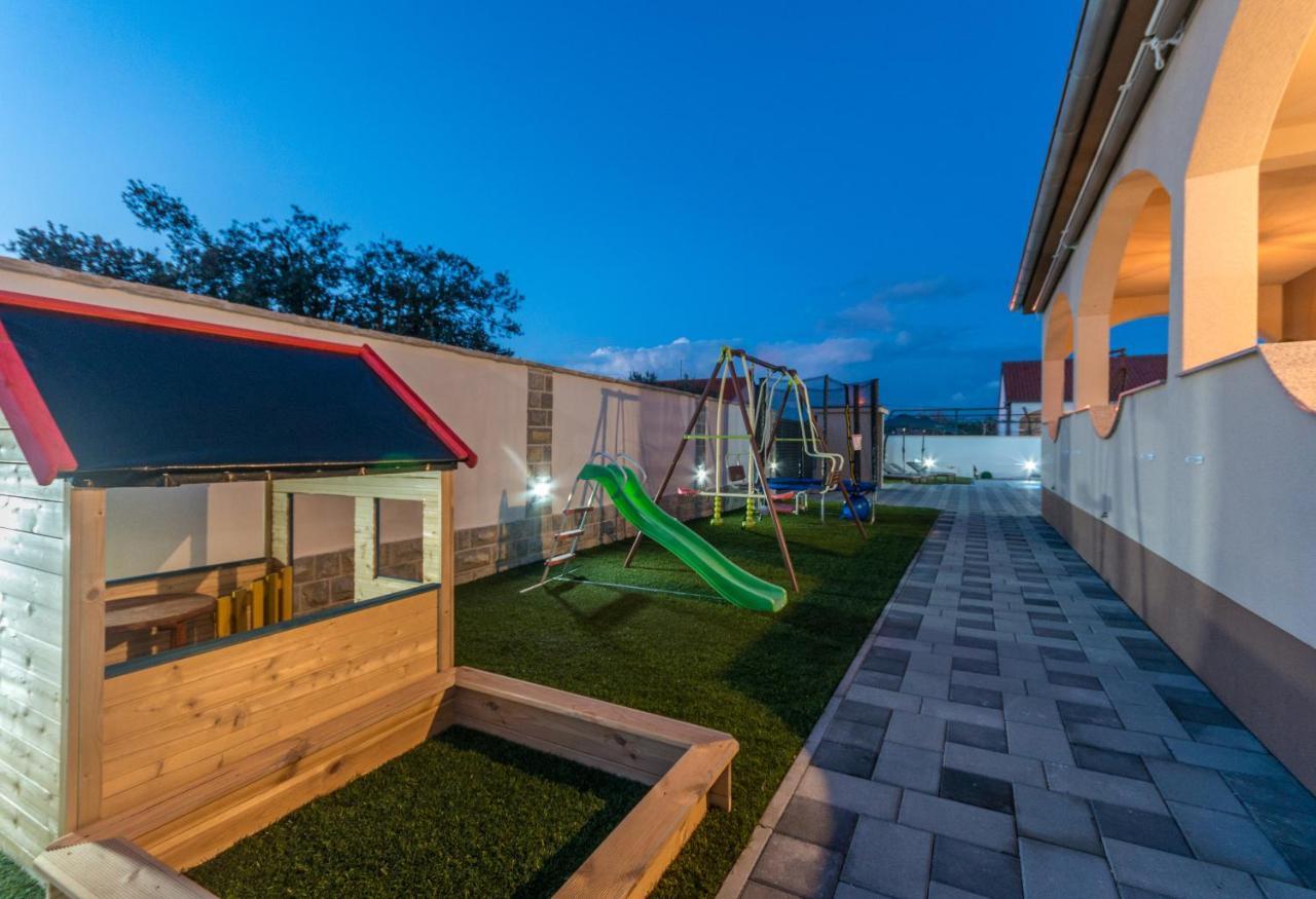 Villa Lucija Biograd Na Moru Luaran gambar